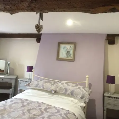 Gites Du Pont Normandy Hébergement de vacances Gavray-sur-Sienne